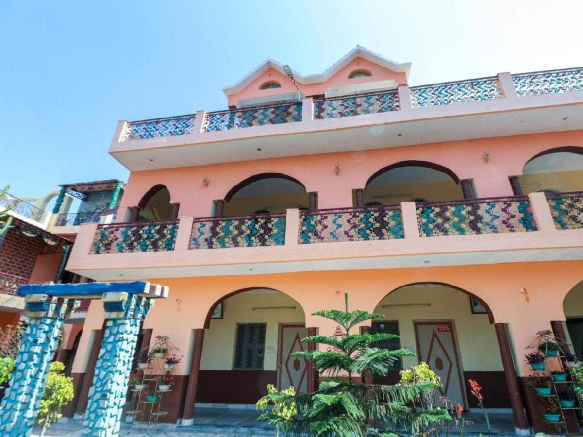 Super Townhouse 139 Ashiyana Smriti Upvan Near Emerald Mall Lucknow Bijnaur Esterno foto