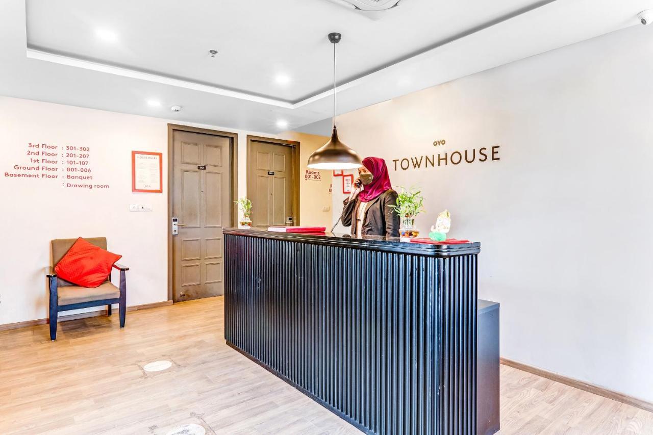 Super Townhouse 139 Ashiyana Smriti Upvan Near Emerald Mall Lucknow Bijnaur Esterno foto