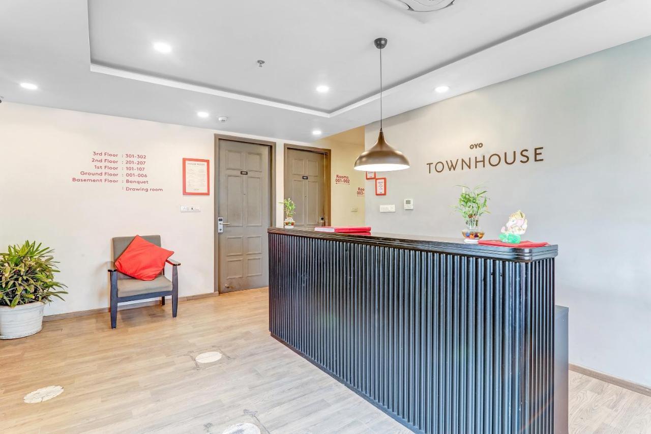 Super Townhouse 139 Ashiyana Smriti Upvan Near Emerald Mall Lucknow Bijnaur Esterno foto