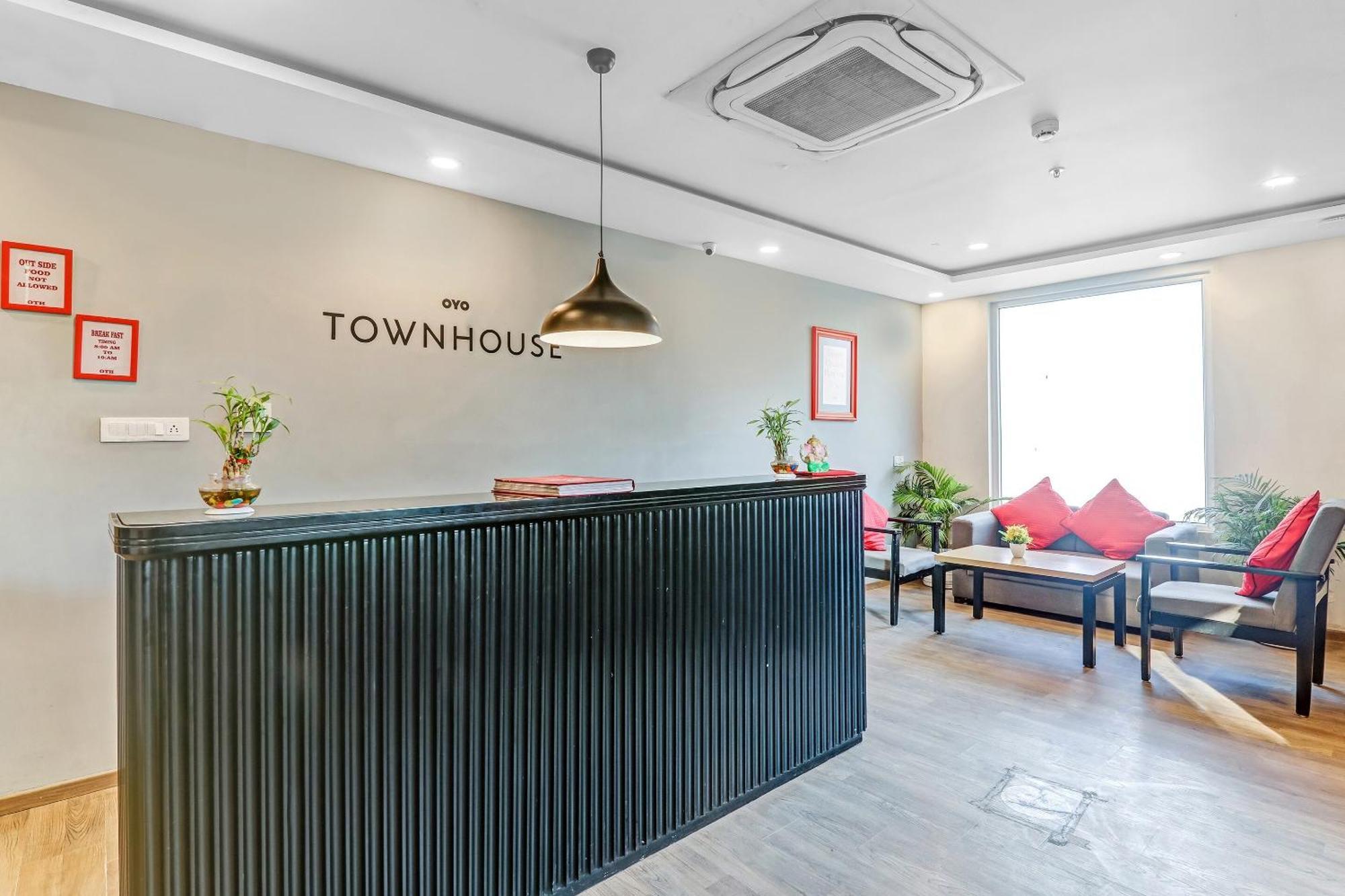 Super Townhouse 139 Ashiyana Smriti Upvan Near Emerald Mall Lucknow Bijnaur Esterno foto